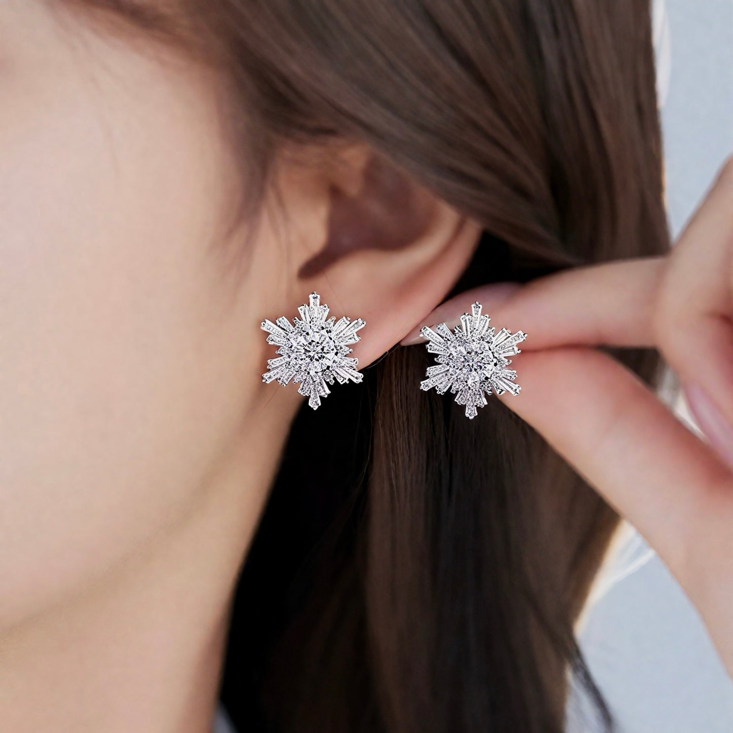 Snowflake Silver-plated Necklace