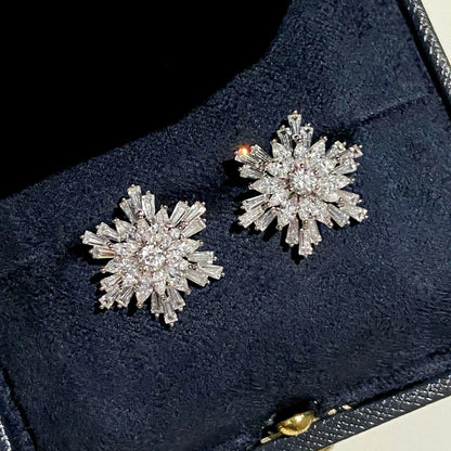 Snowflake Silver-plated Necklace