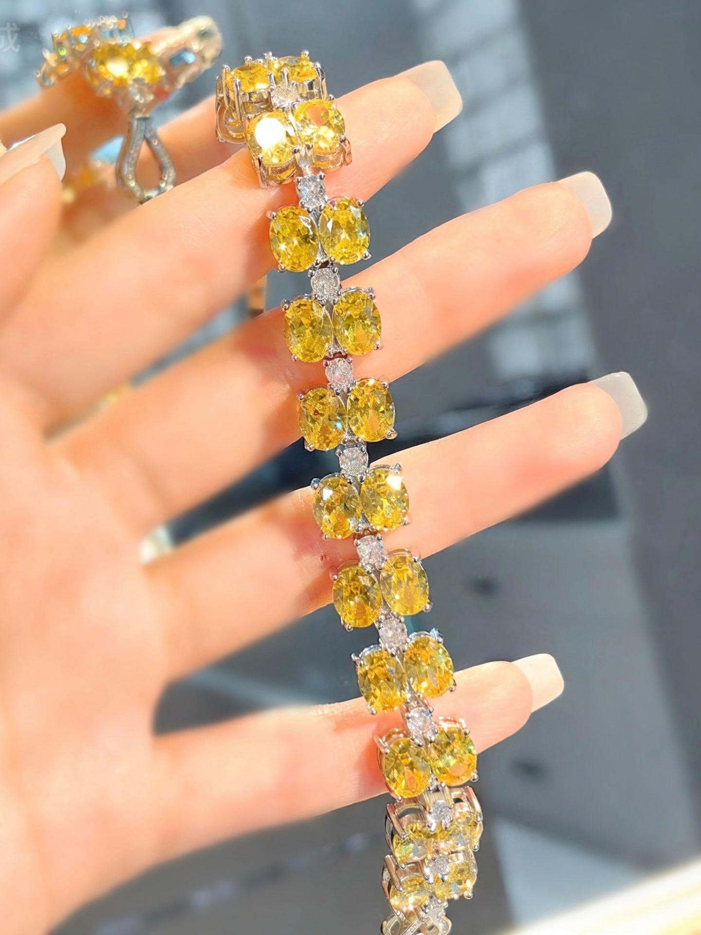 Goddess Luxurious High Jewelry Necklace