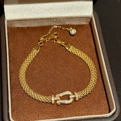 Horseshoe Clasp Mesh Bracelet