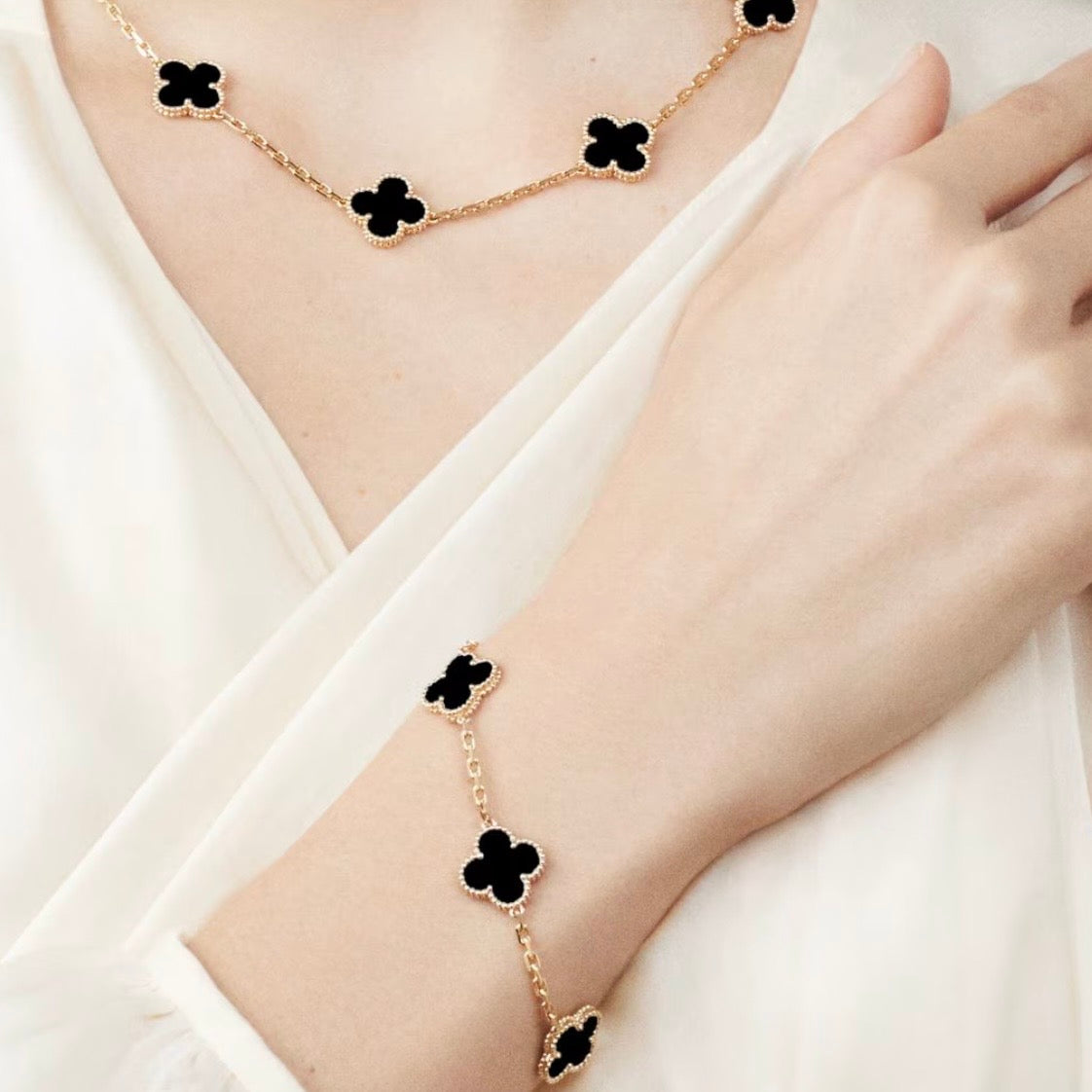 Vintage Alhambra Bracelet