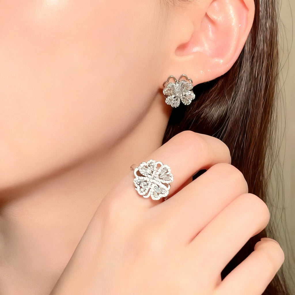 Diamond Clover Spinner Worry Ring