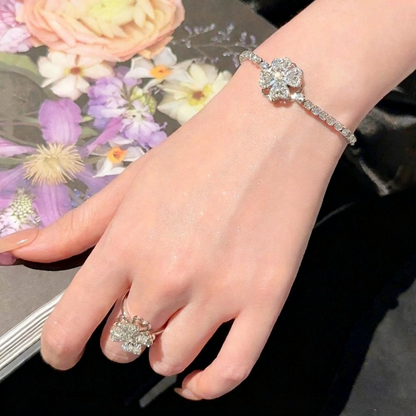 Diamond Clover Spinner Worry Ring