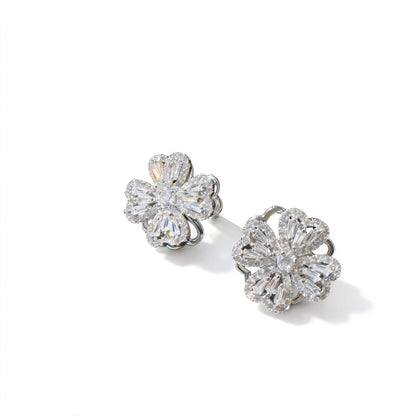 Diamond Clover Spinner Worry Ring