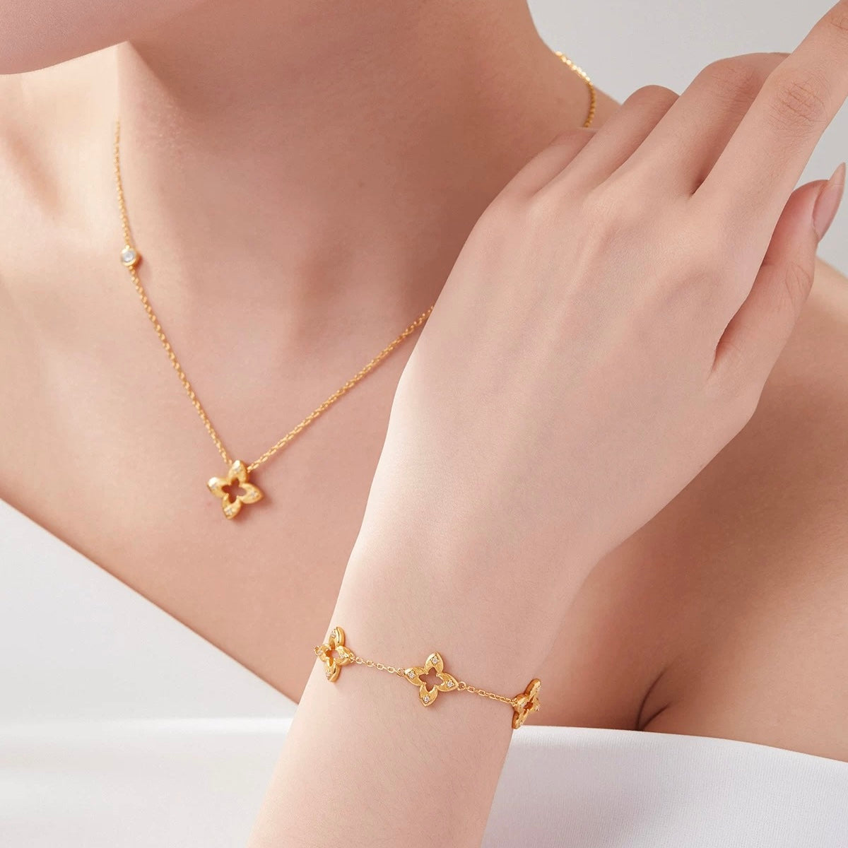 Hollow Clover Brushed Gold Bracelet