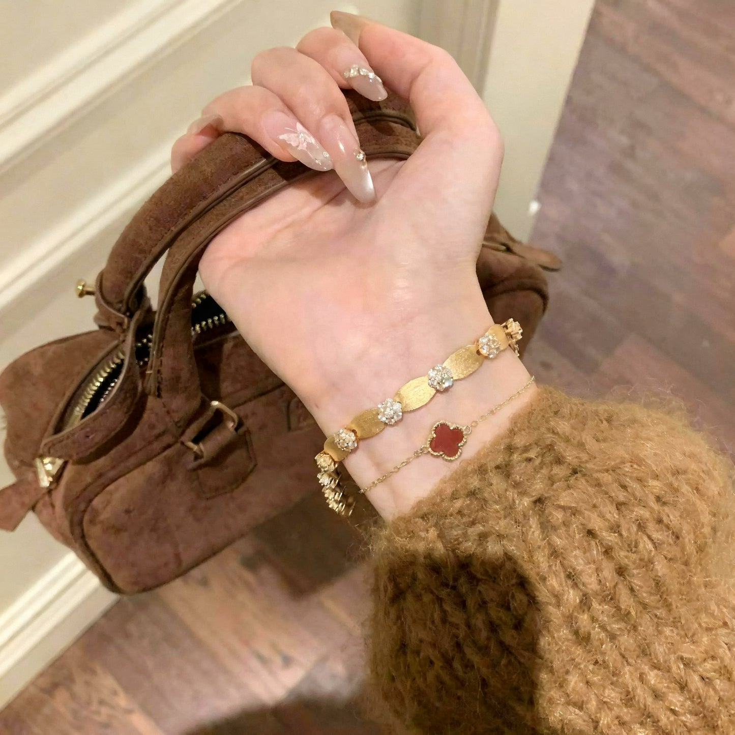 Brushed Gold Ribbon Links Bracelet