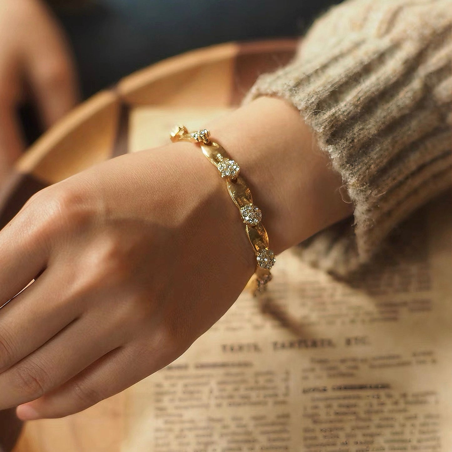 Brushed Gold Ribbon Links Bracelet