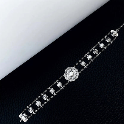 Bouton de Camélia Long Necklace