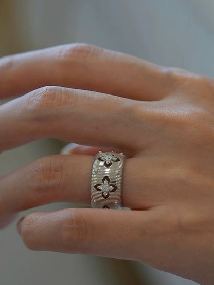 Aurel Cut Out Band Ring